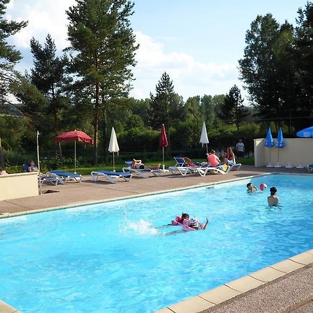 Camping Les Pinasses La Chapelle  Exterior foto