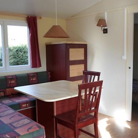 Camping Les Pinasses La Chapelle  Exterior foto