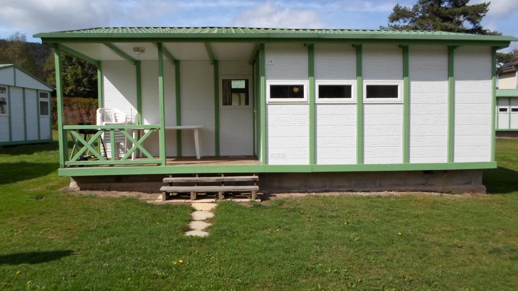 Camping Les Pinasses La Chapelle  Exterior foto